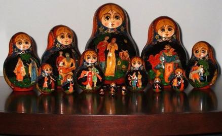 रूसी गुड़िया के रूसी लोक खिलौना